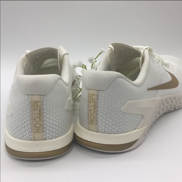 NIKE WMNS METCON 4 CHMP sail/metallic gold - Picture 5 of 8